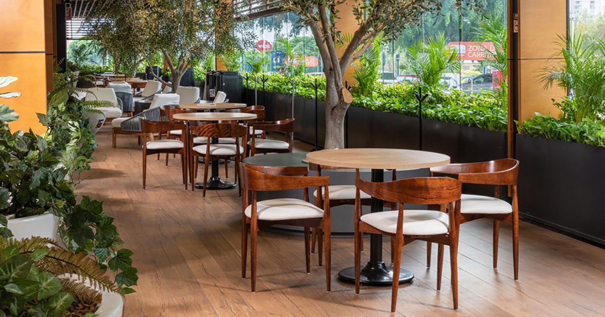 Sillas de madera para restaurantes en Puerto Rico